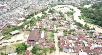 Banjir Medan Makin Parah! 5 Kecamatan Lumpuh Total, Ratusan Warga Terpaksa Mengungsi