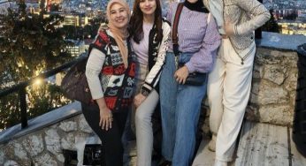 Najwa Shihab Seru-Seruan Bareng Saudara di Yunani, Bikin Netizen Iri