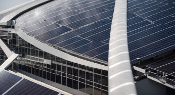 Langkah Nyata Transisi Energi: Perusahaan Besar Mulai Gunakan Solar Panel