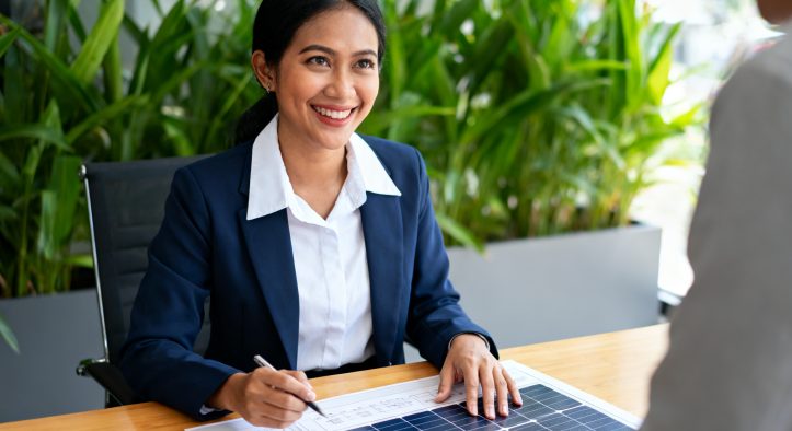Bagaimana Energi Terbarukan Menggerakkan Praktik ESG di Indonesia